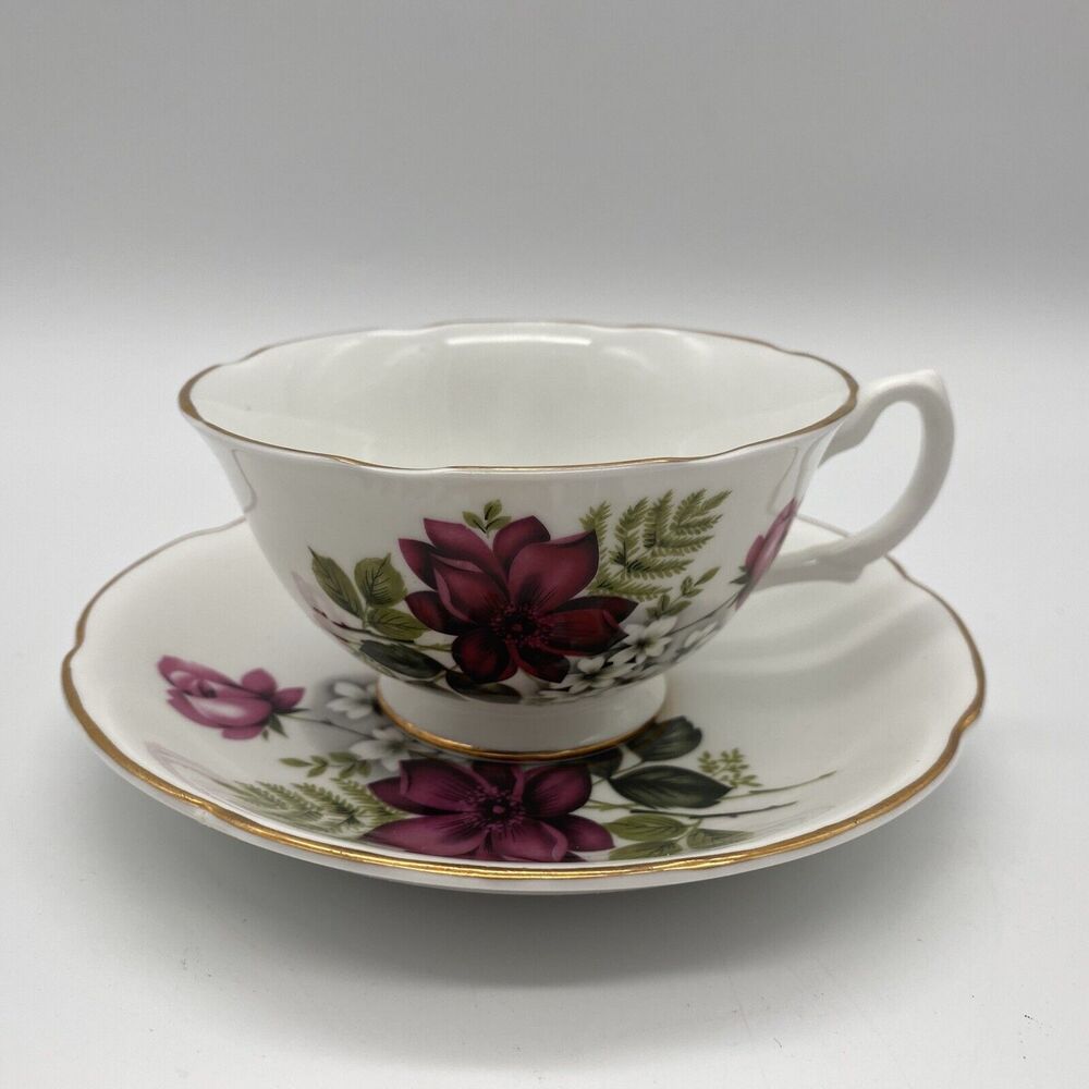 ROYAL GRAFTON Bone China Tea Cup & Saucer Red Roses White Flowers Gold Trim